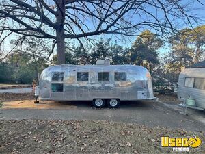 Airstream Land Yacht Trailer with Bathroom Mobile Tiny Home on Wheels for Sale in North Carolina!