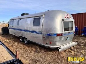 Airstream Trailer with Bathroom Mobile Tiny Home on Wheels for Sale in North Dakota!