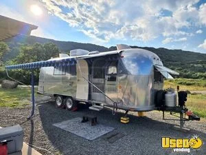 Vintage - 1968 26' Airstream Overlander Tiny Home on Wheels for Sale in Texas!