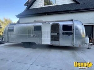 Vintage - 1973 31' Airstream Land Yacht Series Mobile Tiny Home for Sale in Utah!