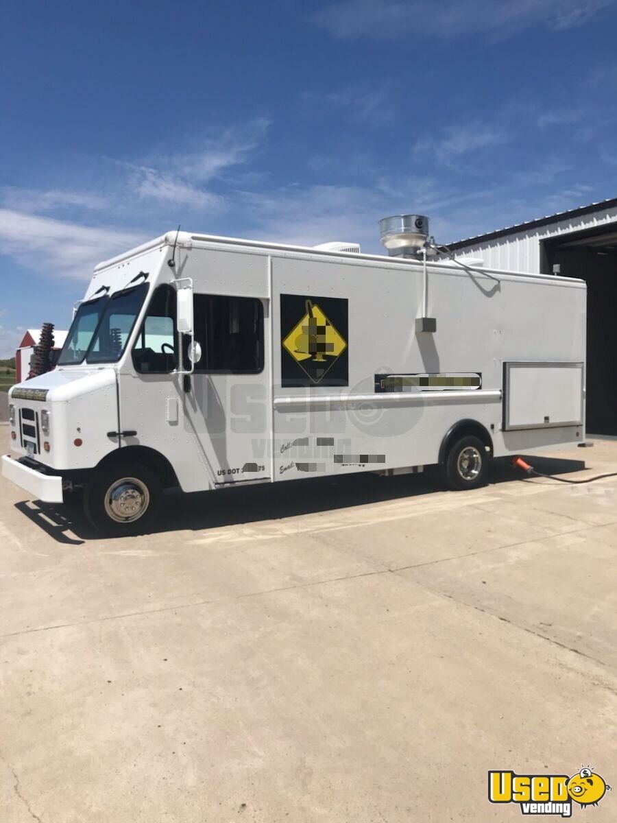 Professional F450 Heavy Duty Mobile Kitchen Food Truck For Sale In Minnesota