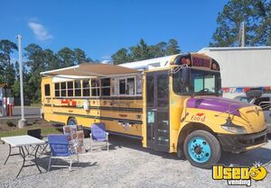 Well Equipped - 2010 40' International CE39 All-Purpose Food Bus for Sale in Alabama!