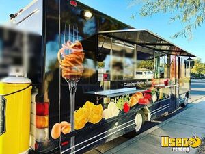 Permitted - 28' Freightliner Diesel Food Truck | Mobile Food Unit for Sale in Arizona!