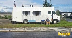 2001 Freightliner International Food Truck Concession Mobile Kitchen w/ Cummins Diesel for Sale in Canada!