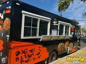 2006 Ford All-Purpose Food Truck Mobile Kitchen Unit w/ Pro Fire System for Sale in California!