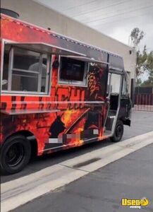 2009 GMC Workhorse Food Truck with Pro-Fire Suppression for Sale in California!
