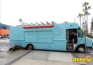 SUPER LOW MILES LOADED 2020 31' Freightliner MT45 All-Purpose Food Truck w/ HCD Insignia for Sale in California!