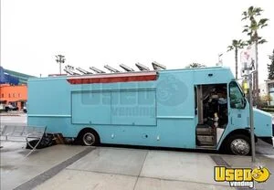 SUPER LOW MILES LOADED 2020 31' Freightliner MT45 All-Purpose Food Truck w/ HCD Insignia for Sale in California!