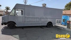 Turnkey 2015 Freightliner Step Van Food Truck with Brand New Kitchen & HCD Insignia for Sale in California!