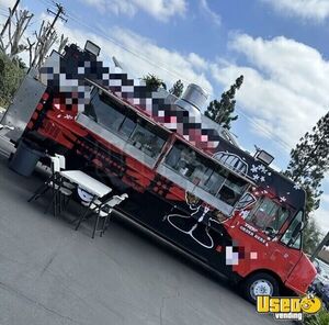 2007 16' Workhorse Food Truck with Pro-Fire Suppression for Sale in California!