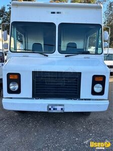 26' Chevrolet P30 Step Van All-Purpose Food Truck with Pro-Fire System for Sale in California!