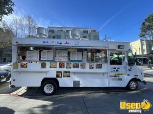 Newly Built - 2001 18' Ford E-450 All-Purpose Food Truck for Sale in California!