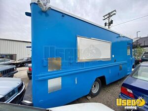 Low Mileage - Chevrolet P30 Food Truck with Pro-Fire Suppression for Sale in Colorado!