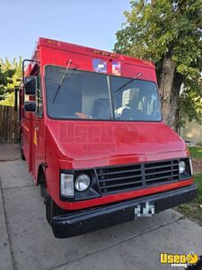 Low Mileage - Chevrolet P30 Food Truck with Pro-Fire Suppression for Sale in Colorado!