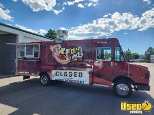 LOW MILES Like New Fully Loaded - Turnkey Business  2004  24' Chevy Step-Up Workhorse Food Truck for Sale in Colorado!