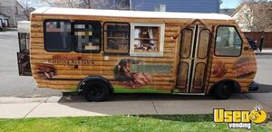 Chevrolet P30 20' Catering Food Bus / Used Mobile Food Unit for Sale in Colorado!