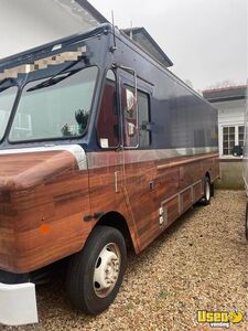 Low Mileage - 2016 Ford F59  All-Purpose Food Truck with All NSF Equipment for Sale in Connecticut!