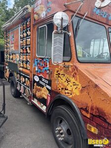 Low Mileage - 18.5' Chevrolet P30 Food Truck with Pro-Fire Suppression for Sale in District of Columbia!