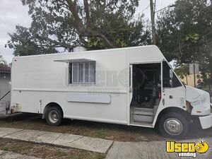 2004 24' Freightliner MT45 Diesel Food Truck with 2023 Kitchen Build +  Pro-Fire Suppression for Sale in Florida!