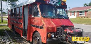 24' Chevrolet P30 Used Food Truck / Mobile Kitchen Unit with Fire Suppression System for Sale in Florida!