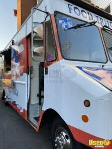 Grumman Olson Stepvan Street Food Truck / Kitchen on Wheels for Sale in Florida!