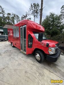 Like New - 2018 Ford E450 All-Purpose Food Truck with Wheelchair Lift for Sale in Florida!