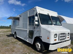 2013 Ford E550 All-Purpose Food Truck with Newly Built Kitchen for Sale in Florida!