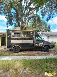 2000 10.5' Ford E350 Food Truck with Pro-Fire Suppression for Sale in Florida!