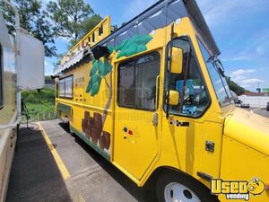 Loaded 2005 25' Workhorse P42 Mobile Kitchen Food Truck w/ 2021 Kitchen Buildout + Fire System for Sale in Florida!