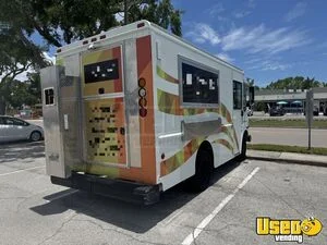 27' Workhorse P42 All-Purpose Food Truck Mobile Vending Un itfor Sale in Florida!