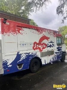 2001 International 4700 All-Purpose Food Truck with Fire Suppression System for Sale in Georgia!