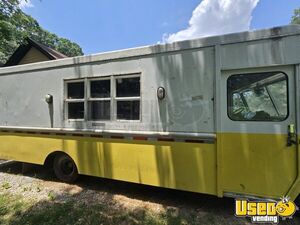 Chevrolet P30 All-Purpose Food Truck with Fire Suppression System for Sale in Georgia!