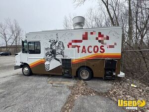 Like New - 2021 14' Ford F59 All-Purpose Food Truck | Mobile Food Unit for Sale in Indiana!