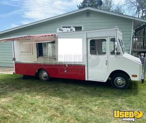 Turnkey Business - GMC P30 Food Truck with Pro-Fire Suppression for Sale in Iowa!
