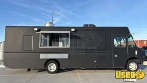 LOW MILES! 2022 - 22' Ford All-Purpose Food Truck Mobile Kitchen Unit for Sale w/ Pro Fire System for Sale in Iowa!