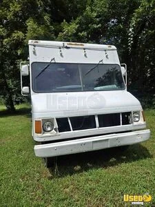 2001 Chevrolet All-Purpose Food Truck with Fire Suppression System for Sale in Kansas!