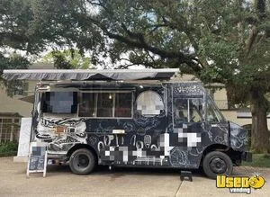 Fully Equipped 22' Freightliner Mobile Kitchen Food Truck w/ Pro Fire System for Sale in Louisiana!