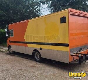 Ready to Serve Used 2001 Freightliner Diesel Step Van All-Purpose Food Truck for Sale in Louisiana!