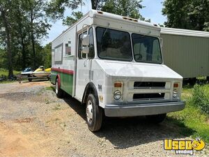 Used - Chevrolet P30 Food Truck | Mobile Street Vending Unit for Sale in Louisiana!