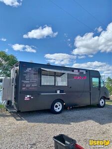 Fully Equipped Diesel Freightliner Utilimaster Food Truck Mobile Kitchen For Sale in Maine!