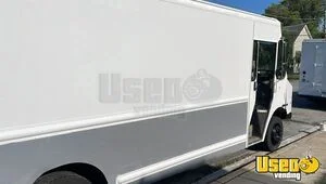 2012 Workhorse All-Purpose Food Truck DIY Mobile Food Unit for Sale in Maryland!