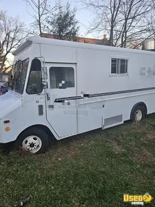 Preowned -  All-Purpose 23' Chevy P23 Food Truck | Mobile Food Unit for Sale in Maryland!
