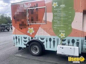 LOW MILES 2015 Ford E350 Cutaway Food Truck w/ Pro Fire Suppression for Sale in Maryland!