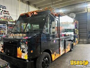 2007 26' Workhorse W-42 Food Truck with Pro-Fire Suppression for Sale in Massachusetts!