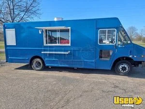 2009 Freightliner MT45 All-Purpose Food Truck with Pro Fire System for Sale in Minnesota!