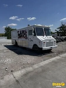 28' Grumman P30 All-Purpose Food Truck with Fire Suppression System for Sale in Nebraska!