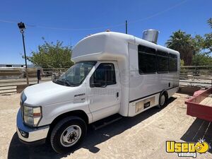 Fully Equipped - 2009 24' Ford E350 Super Duty All-Purpose Food Truck for Sale in Nevada!