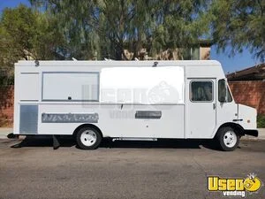 2003 28' Workhorse P42 All-Purpose Food Truck with Fire Suppression System for Sale in Nevada!