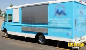 Used 26' Chevrolet P30 Step Van Food Truck / Mobile Kitchen for Sale in Nevada!