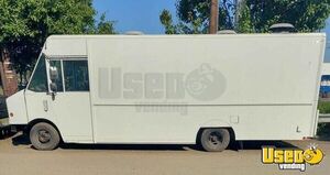 2004 Chevrolet Workhorse P42 All-Purpose Food Truck for Sale in New Jersey!